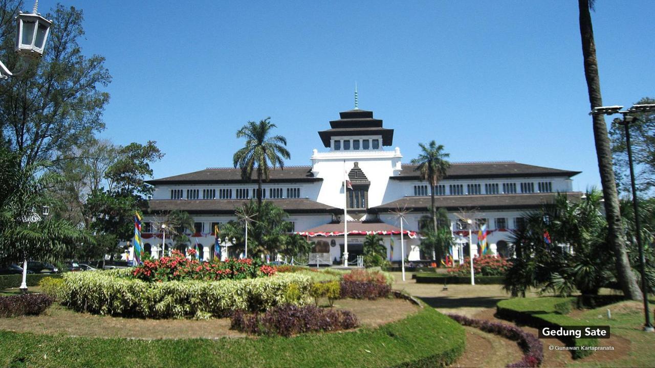 Hotel Bantal Guling Trans Bandung Exteriér fotografie